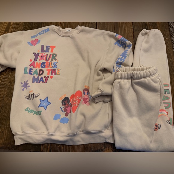 Mayfair Group Angels All Around You Sweatpants Sweatshirt Matching Set S M - Picture 2 of 10